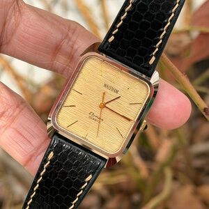 Vintage 1983 Waltham Dynax Quartz 2103141 Men’s Watch
[Very Good Condition]